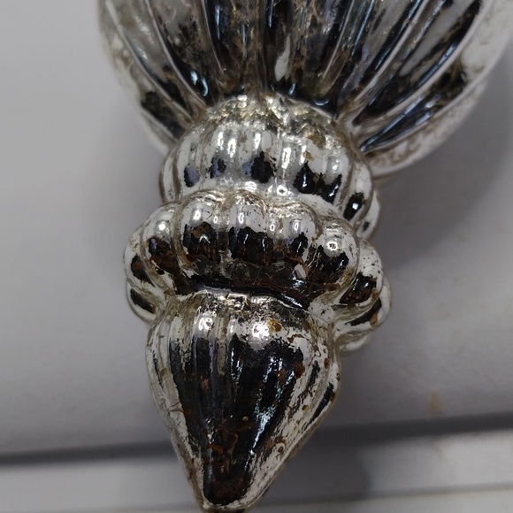 CHRISTMAS ORNAMENT - Picture 3 of 4